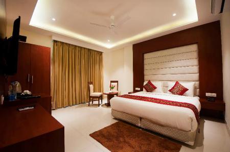 Hotels and Accommodations near Delhi Airport