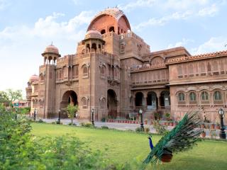 Laxmi Niwas Palace